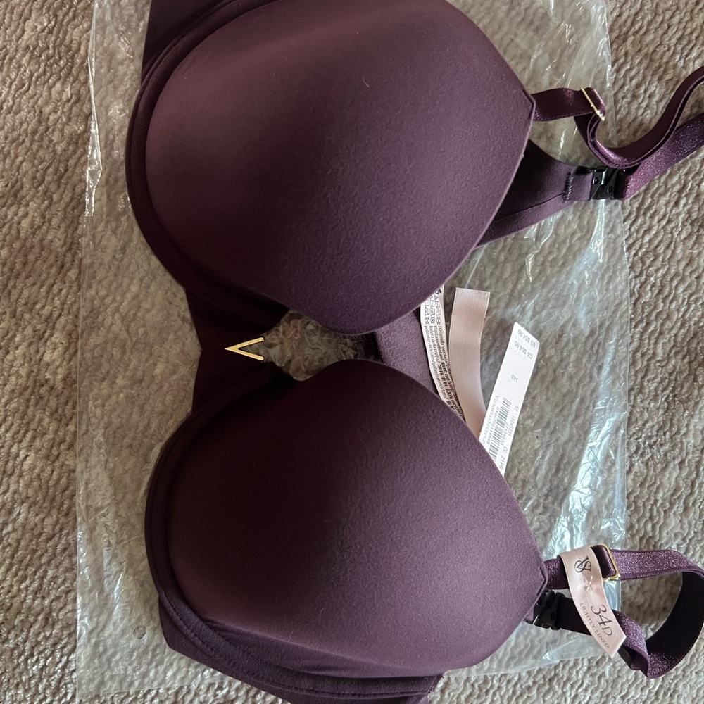 Victoria's Secret -Winter Wine